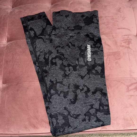 Gymshark Camo Set - Picture 5 of 6